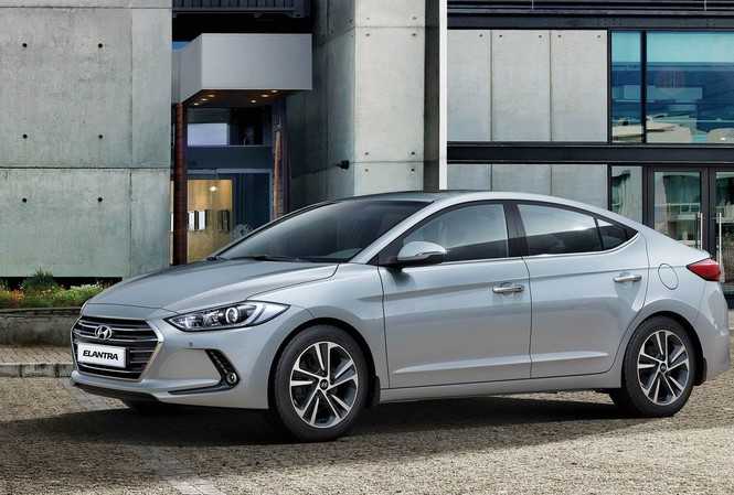 Top 10 mẫu xe bán chạy nhất tháng 7/2018 tại thị trường Việt Nam Hyundai Elantra có mức tăng doanh số ấn tượng trong tháng 7.
