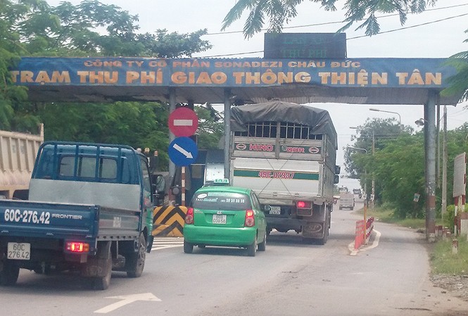 'Mạng nhện' BOT bủa vây Đồng Nai Đường nhà máy nước Thiện Tân thu phí gần 20 năm vẫn tiếp tục được nối dài thu phí.
