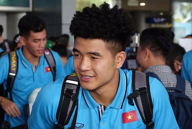 U23 Việt Nam được 'xả trại' khi về TP HCM Đức Chinh và các đồng đội trở về TP HCM ngày 22/12. Ảnh: Đông Huyền.
