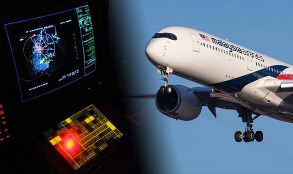 Không tặc MH370 còn sống và đang đánh lừa cả thế giới? Không tặc MH370 còn sống và đang đánh lừa cả thế giới?