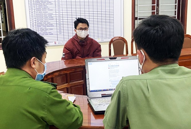 Cập nhật COVID-19: Khởi tố người tung tin Đà Lạt có ca tử vong do COVID-19 Đinh Vĩnh Sơn tại cơ quan điều tra