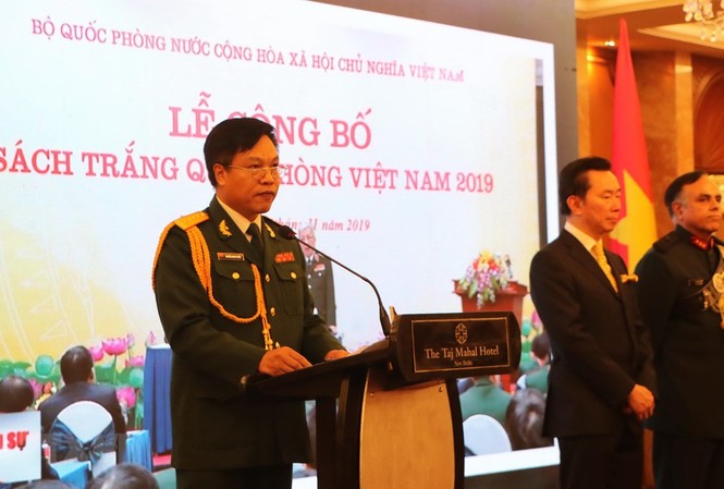 Ấn Độ-Việt Nam cam kết duy trì an ninh và ổn định ở Đông Nam Á Đại tá Nguyễn Quang Chiến - Tùy viên Quốc phòng Việt Nam tại Ấn Độ phát biểu tại buổi lễ. (Ảnh; Huy Lê/TTXVN)