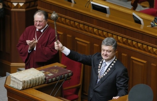Tân Tổng thống Ukraine nói gì với Nga về Crimea? Tân Tổng thống Ukraine nói gì với Nga về Crimea?
