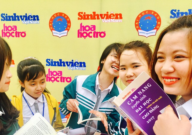 Thạc sĩ Đại học Harvard đối thoại với sinh viên Hà Nội Thạc sĩ Đại học Harvard đối thoại với sinh viên Hà Nội