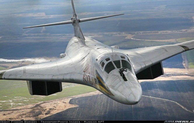 Báo Mỹ thừa nhận sự vượt trội của Tu-160 Nga so với B-1B Lancer Mỹ Máy bay ném bom Tu-160 của không quân Nga. Ảnh: RT