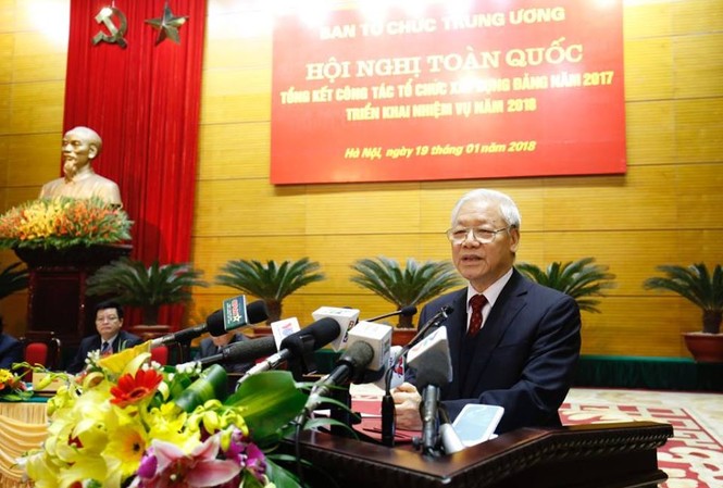 Thảo luận cơ chế phòng chống chạy chức, chạy quyền Tổng Bí thư Nguyễn Phú Trọng tham dự hội nghị.