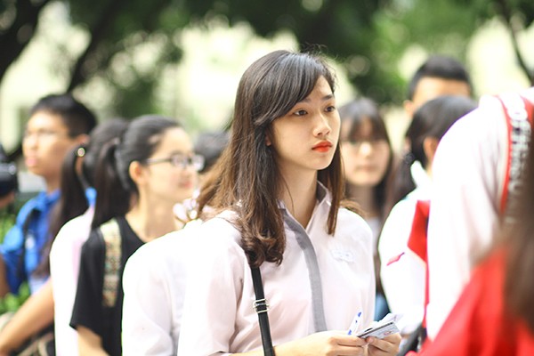 Hôm nay (1/4) thí sinh đăng ký dự thi THPT Quốc gia 2018 Hôm nay (1/4), thí sinh sẽ làm hồ sơ đăng ký dự thi THPT Quốc gia 2018.