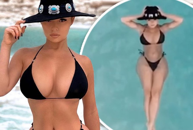 'Nữ hoàng nội y' Anh quốc khoe 3 vòng 'bỏng rẫy' với bikini 'Nữ hoàng nội y' Anh quốc khoe 3 vòng 'bỏng rẫy' với bikini