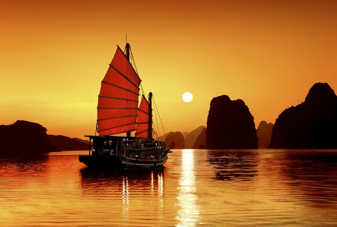 Quảng Ninh mở lại đường bay Vân Đồn, cho phép ngủ đêm trên vịnh Hạ Long Quảng Ninh mở lại đường bay Vân Đồn, cho phép ngủ đêm trên vịnh Hạ Long