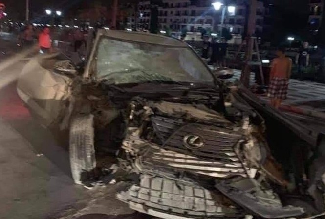 'Xe điên' đâm liên hoàn trong đêm ở Hải Phòng 'Xe điên' đâm liên hoàn trong đêm ở Hải Phòng