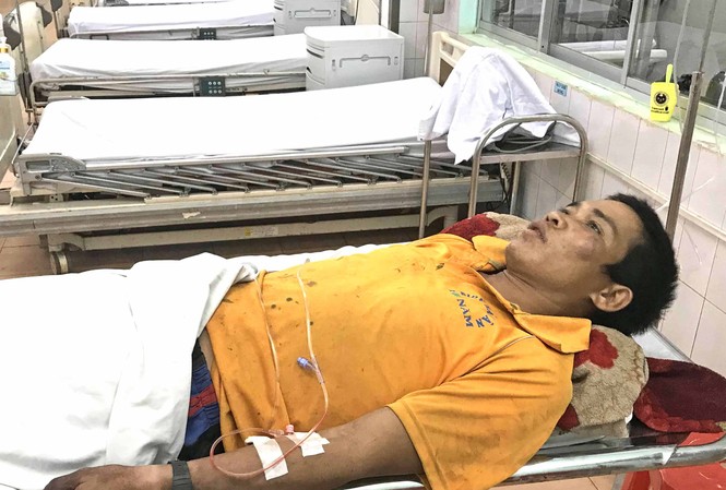 Nghi phạm 10 tuổi bắn gia đình 3 người đang ăn cơm bị thương nặng Anh Be đang được điều trị ở bênh viện Đa khoa tỉnh Gia Lai
