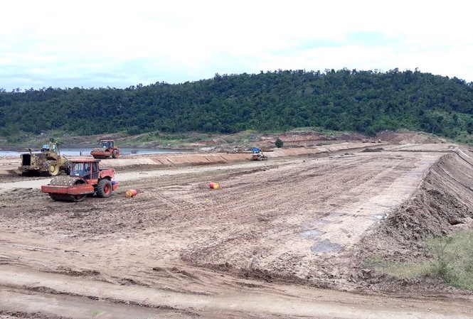Đề nghị xử lý chủ đầu tư dự án thuỷ lợi hồ chứa nước Ia Rtô nhiều sai phạm Dự án công trình thuỷ lợi hồ chứa nước Ia Rtô vẫn đang thi công