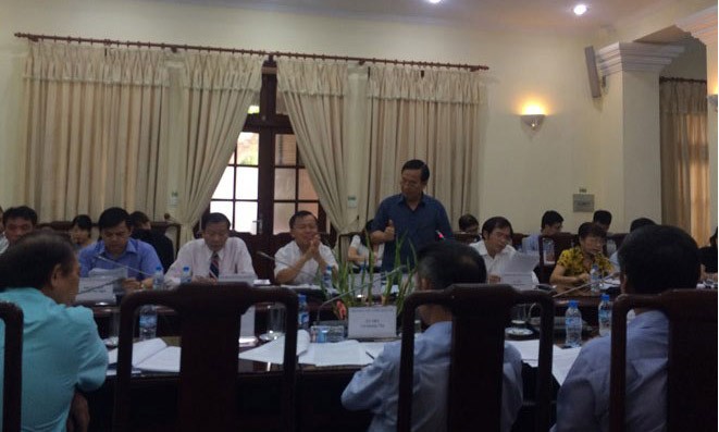 Chưa thống nhất mức tăng lương tối thiểu vùng 2016 Quang cảnh phiên họp