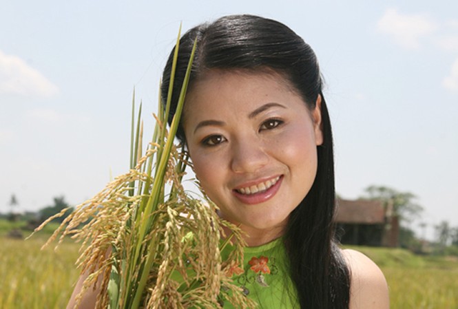 Anh Thơ: 'Cân' cả 'đỏ' lẫn 'vàng' Anh Thơ: 'Cân' cả 'đỏ' lẫn 'vàng'