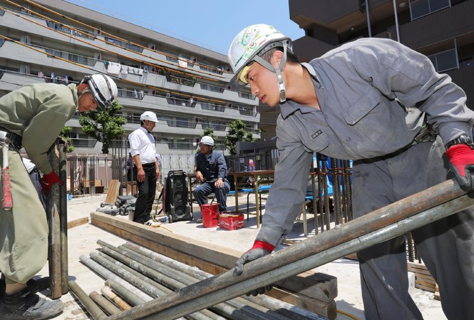 Nhiều cơ hội cho lao động Việt tại Nhật Lao động Việt Nam tại một công trường xây dựng ở Nhật Bản Ảnh: Nikkei Asian Review