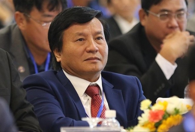 Ông Lê Văn Thành rút khỏi 'ghế nóng' bóng chuyền Ông Lê Văn Thành muốn rời khỏi bóng chuyền để tập trung cho bóng đá