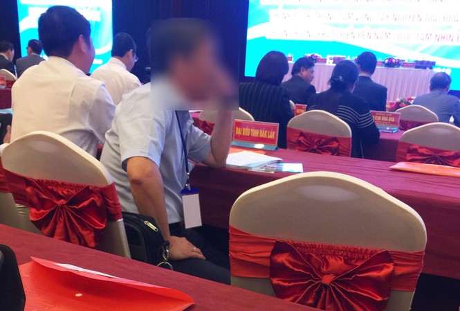 Lại nóng chuyện Ama Kông giả Túi "thuốc gia truyền Ama Kông Khăm Phết Lào" tặng quan khách dự hội nghị