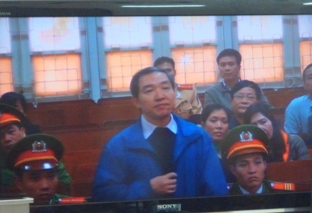 Dương Chí Dũng gọi cho 'ông anh' bằng 'sim rác tứ quý' Dương Chí Dũng khai báo tại phiên tòa xử Dương Tự Trọng