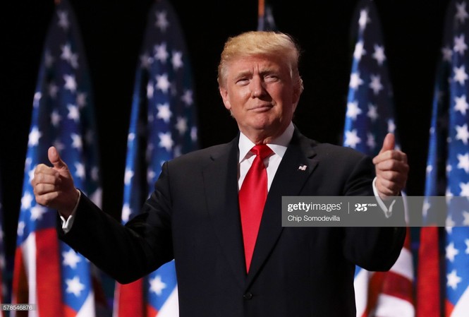 Tổng thống Trump kí sắc lệnh tái cơ cấu hệ thống cảnh sát Tổng thống Trump kí sắc lệnh tái cơ cấu hệ thống cảnh sát