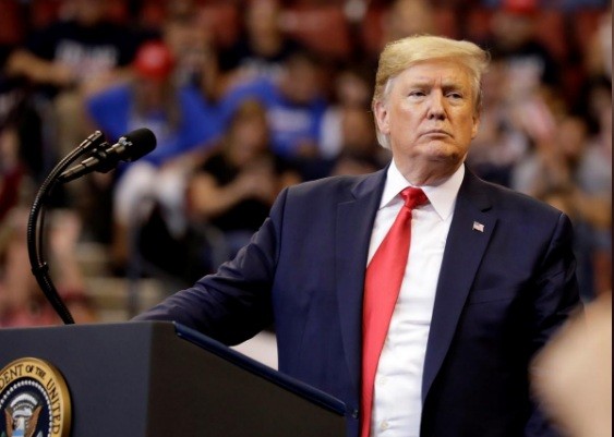Trung Quốc khó trả miếng 'Luật Hong Kong' Tổng thống Mỹ Donald Trump tại một cuộc vận động cử tri ở Florida ngày 26/11. Ảnh: Reuters