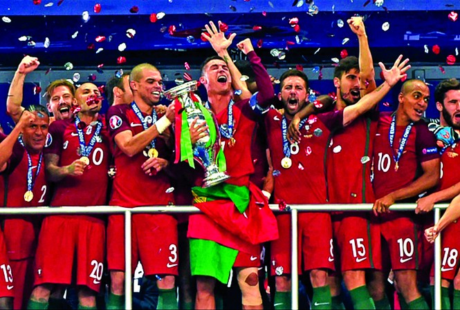 World Cup, Euro có thể đá tập trung Euro có thể phải thi đấu tập trung tại 1 quốc gia thay vì 12 quốc gia như kế hoạch