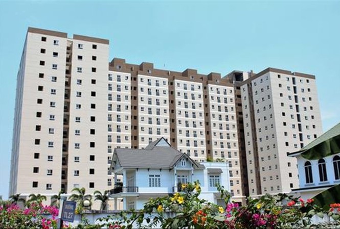 Dân 'dài cổ' ngóng sổ hồng Khu NƠXH Firsthome Thạnh Lộc