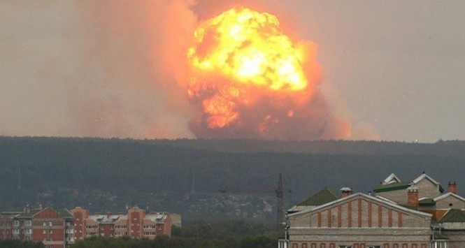 Giải mã tuyên bố về vũ khí của Tổng thống Putin Vụ nổ động cơ tên lửa hạt nhân ngày 8/8 trên biển ở Arkhangelsk
