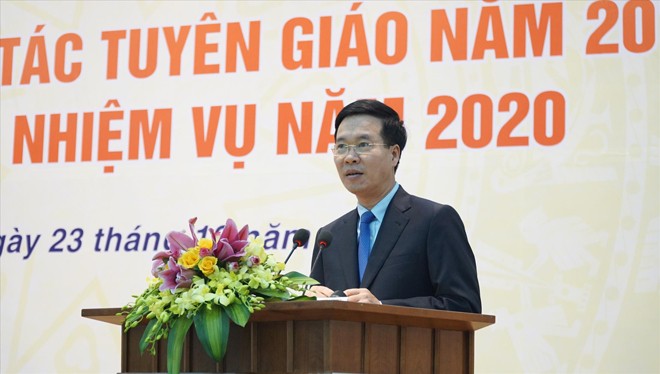 Đấu tranh, phản bác thông tin giả trước Đại hội Đảng các cấp Trưởng Ban Tuyên giáo T.Ư Võ Văn Thưởng phát biểu kết luận Hội nghị ngành Tuyên giáo. Ảnh: V.K