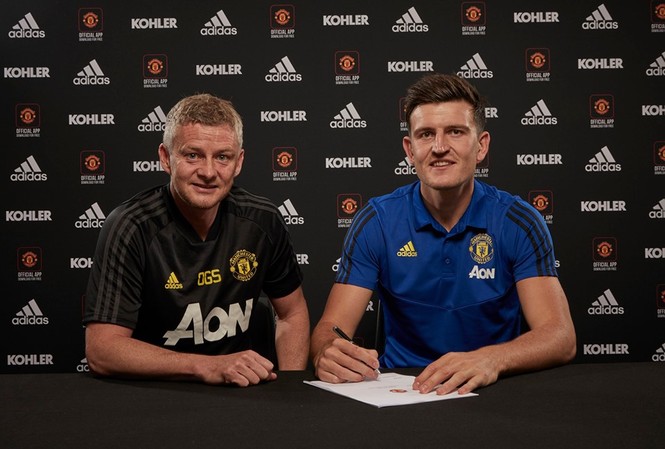 M.U công bố tân binh đắt giá Harry Maguire Harry Maguire ký hợp đồng 6 năm với M.U.