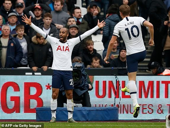 West Ham 2-3 Tottenham: Mourinho mở hàng may mắn West Ham 2-3 Tottenham: Mourinho mở hàng may mắn