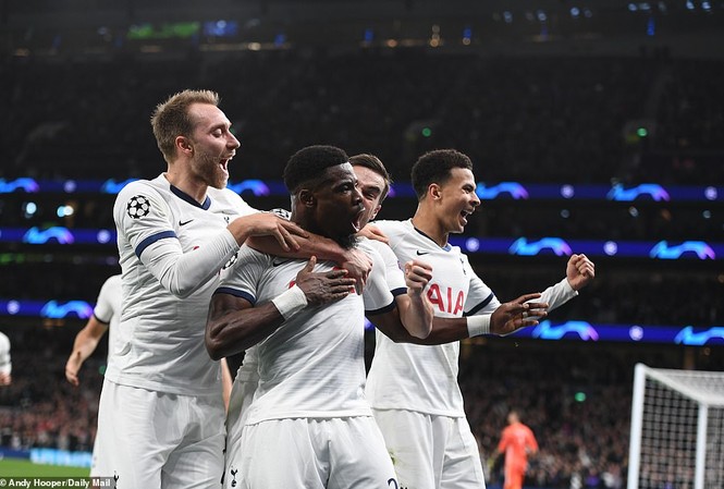 Xác định 6 đội đầu tiên lọt vào vòng 1/8 Champions League Xác định 6 đội đầu tiên lọt vào vòng 1/8 Champions League