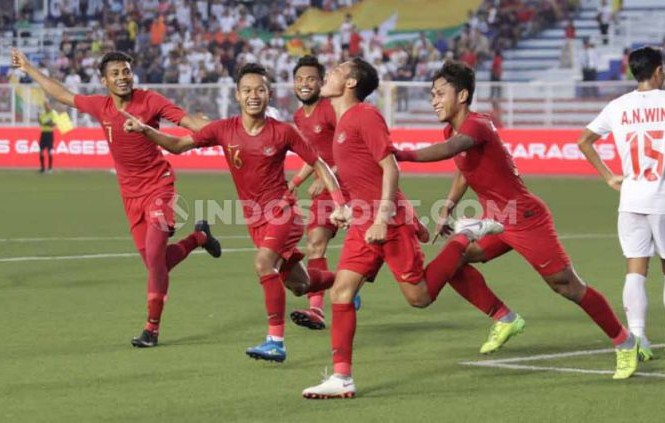 U22 Indonesia lộ 3 điểm yếu trước chung kết với Việt Nam U22 Indonesia lộ 3 điểm yếu trước chung kết với Việt Nam