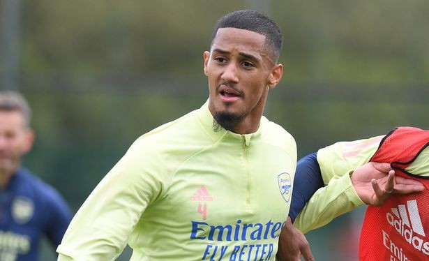 Arsenal bất ngờ đưa sao trẻ William Saliba đi 'học việc' William Saliba sẽ phải rời Arsenal một phút chót.