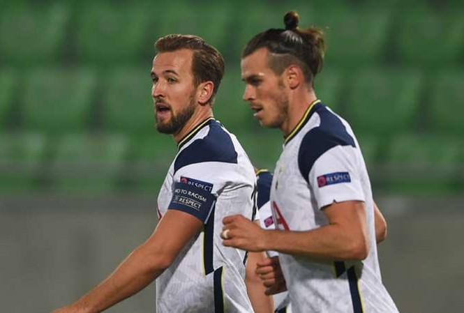 Tottenham đại thắng, Harry Kane bước vào ‘ngôi đền huyền thoại’ Tiền đạo Harry Kane tiếp tục toả sáng