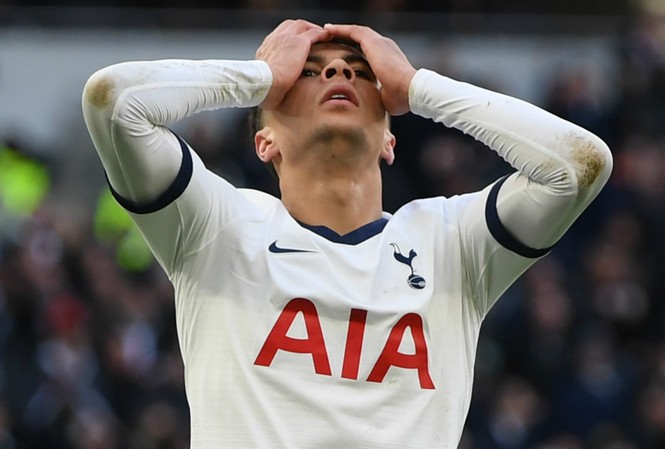 Mourinho mở đường cho ngôi sao Dele Alli rời Tottenham Alli đang biến mất khỏi đội hình Tottenham