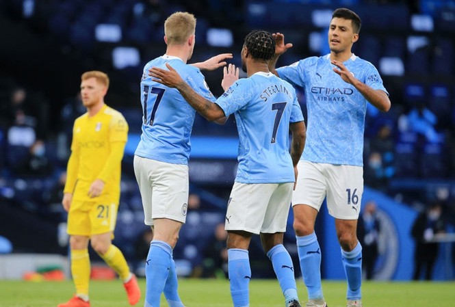 Hạ tân binh, Man City tăng 6 bậc ở Ngoại hạng Anh Man City tạm thời vươn lên vị trí thứ 5 trên BXH