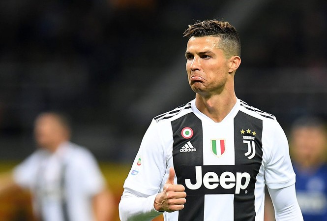 Kỷ lục săn bàn của Ronaldo bất ngờ bị bác bỏ Kỷ lục săn bàn của Ronaldo bất ngờ bị bác bỏ