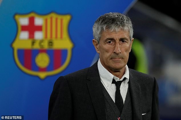 Barcelona bị HLV Quique Setien khởi kiện vì quỵt tiền Barcelona không muốn trả tiền bồi thường cho HLV Quique Setien.