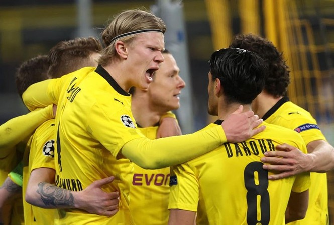 Haaland lập kỷ lục, Dortmund vào tứ kết Champions League 