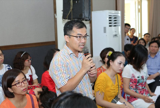 Chương trình giáo dục phổ thông mới: Năng lực giáo viên đóng vai trò then chốt Các diễn giả tại diễn đàn