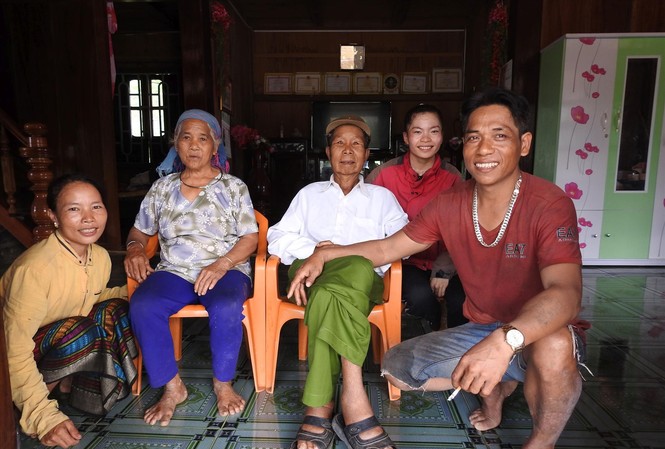 Có một gia đình Pa Hy như thế... Anh Hải và đại gia đình rất hạnh phúc dưới mái nhà chung