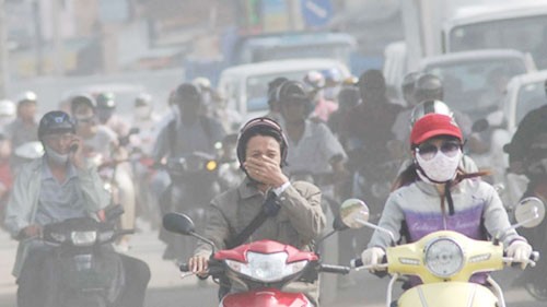 Xử nghiêm hành vi xâm hại môi trường, trẻ em Hành vi gây ô nhiễm môi trường cần được xử lý nghiêm Ảnh: P.V