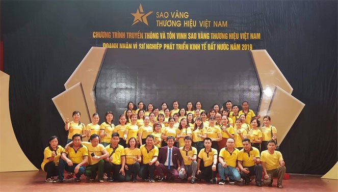 Ám ảnh bóng ma đa cấp thời 4.0: Hội chống hàng giả nói gì về Gold Time Dù không có bất cứ hoạt động sản xuất, kinh doanh gì, Tập đoàn Gold Time vẫn được vinh danh Top 10 Sao Vàng thương hiệu Việt – Doanh nhân vì sự phát triển của đất nước năm 2019
