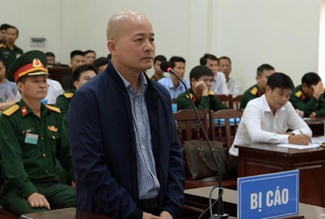 Một năm chống tham nhũng không ngừng Các tòa án nhân dân, quân sự đã tuyên buộc Ðinh Ngọc Hệ phải nộp lạihàng trăm tỷ đồng cùng đất đai cho nhà nước...