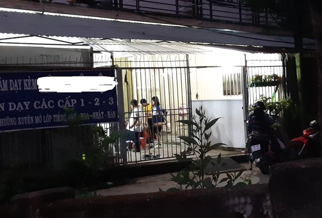 Sở Giáo dục TPHCM hợp thức hóa việc dạy thêm, học thêm? Một trung tâm dạy thêm học sinh tiểu học ở quận 12, TPHCM