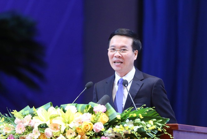 Quyền lực giao cho tập thể, cá nhân phải có kiểm soát Ông Võ Văn Thưởng, Trưởng ban Tuyên giáo T.Ư thông tin với ÐH Hội LHTN Việt Nam chiều 10/12. Ảnh: Như Ý