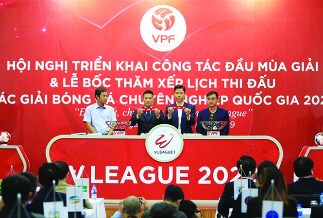 V-League chưa khai mạc đã 'nóng' Bốc thăm xếp lịch thi đấu các giải chuyên nghiệp quốc gia mùa giải 2020
ảnh: VT