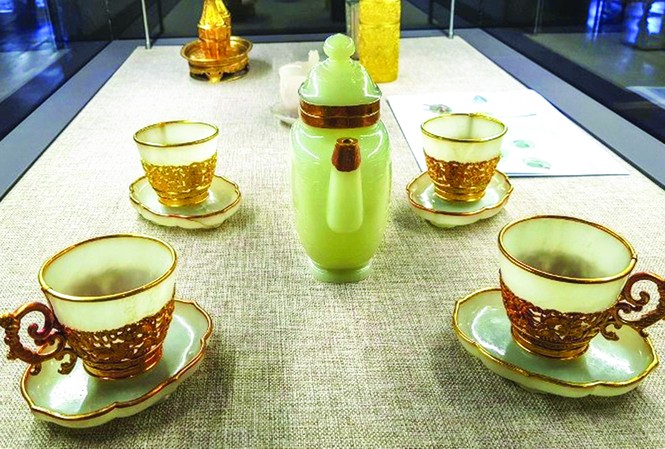 Còn, mất cổ vật Cố đô Chén ngọc viền vàng - cổ vật quý giá thời nhà Nguyễn