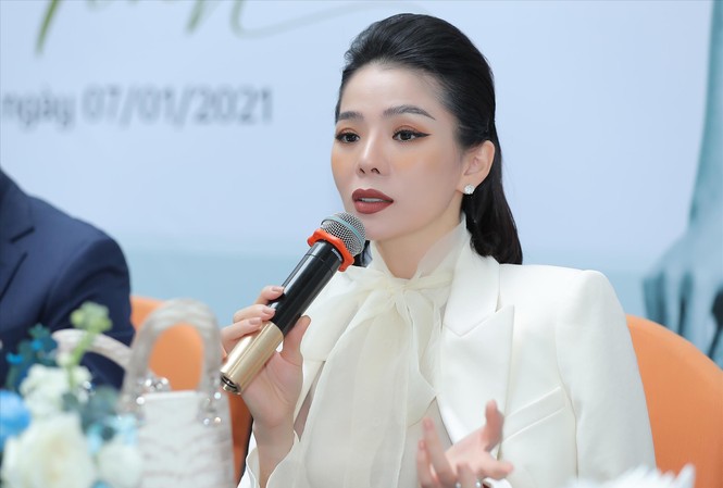 Lệ Quyên mở màn format âm nhạc mới Lệ Quyên mở màn format âm nhạc mới