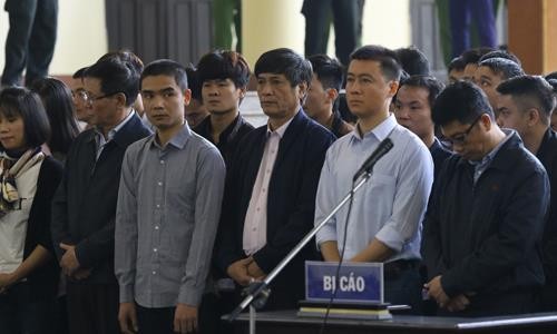 Ngày 5/3, xử phúc thẩm vụ đánh bạc nghìn tỷ Các bị cáo vụ đánh bạc nghìn tỷ đồng tại phiên xử sơ thẩm Ảnh: Như Ý
